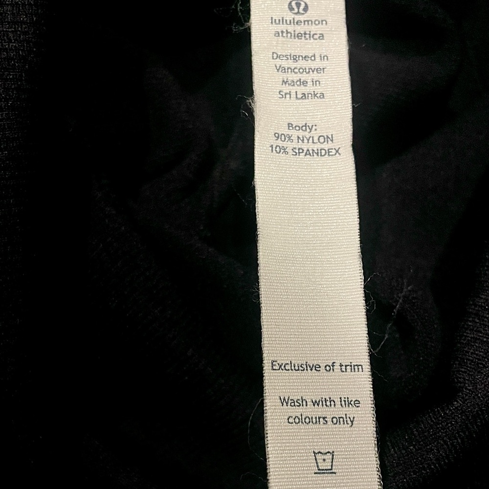 Lululemon In The Flow Crop II - Picture 10 of 11
